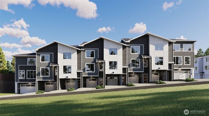 Property Photo:  16823  Alder Way E2  WA 98037 