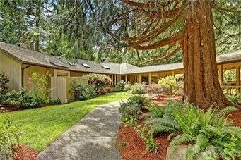 Property Photo: 15325 185th Court NE WA 98072