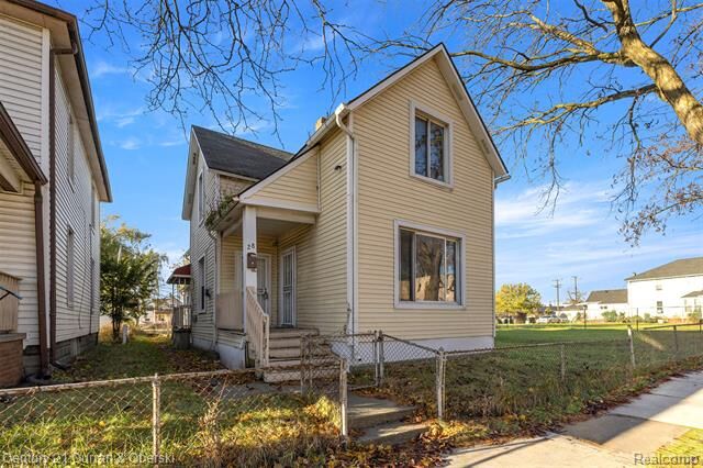 Property Photo: 28 E James Street MI 48218