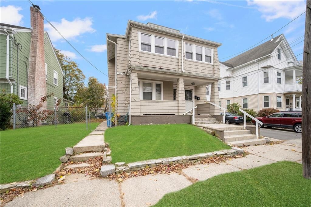 Property Photo:  36 Blackamore Avenue  RI 02910 