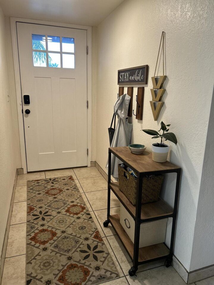 Property Photo: 3722 W Paradise Avenue CA 93277