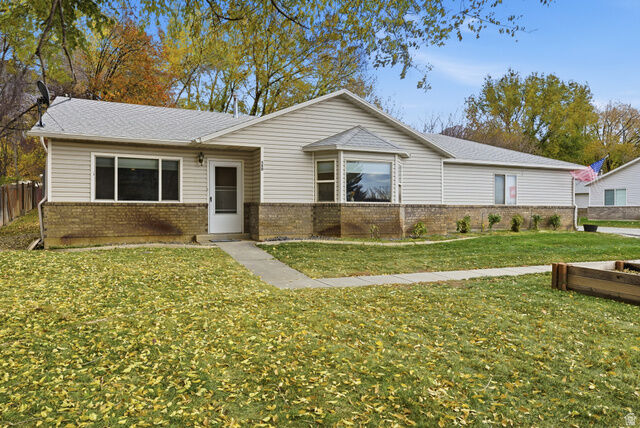 Property Photo: 580 S Marco Ln UT 84404