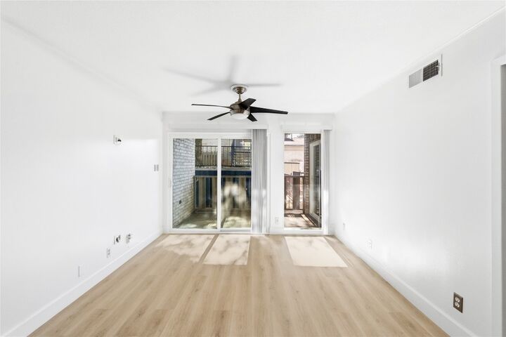 Property Photo:  1304 Summit Street 102  TX 78741 