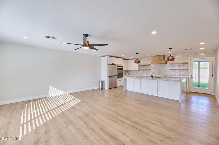 Property Photo:  8708 E Jackrabbit Road  AZ 85250 