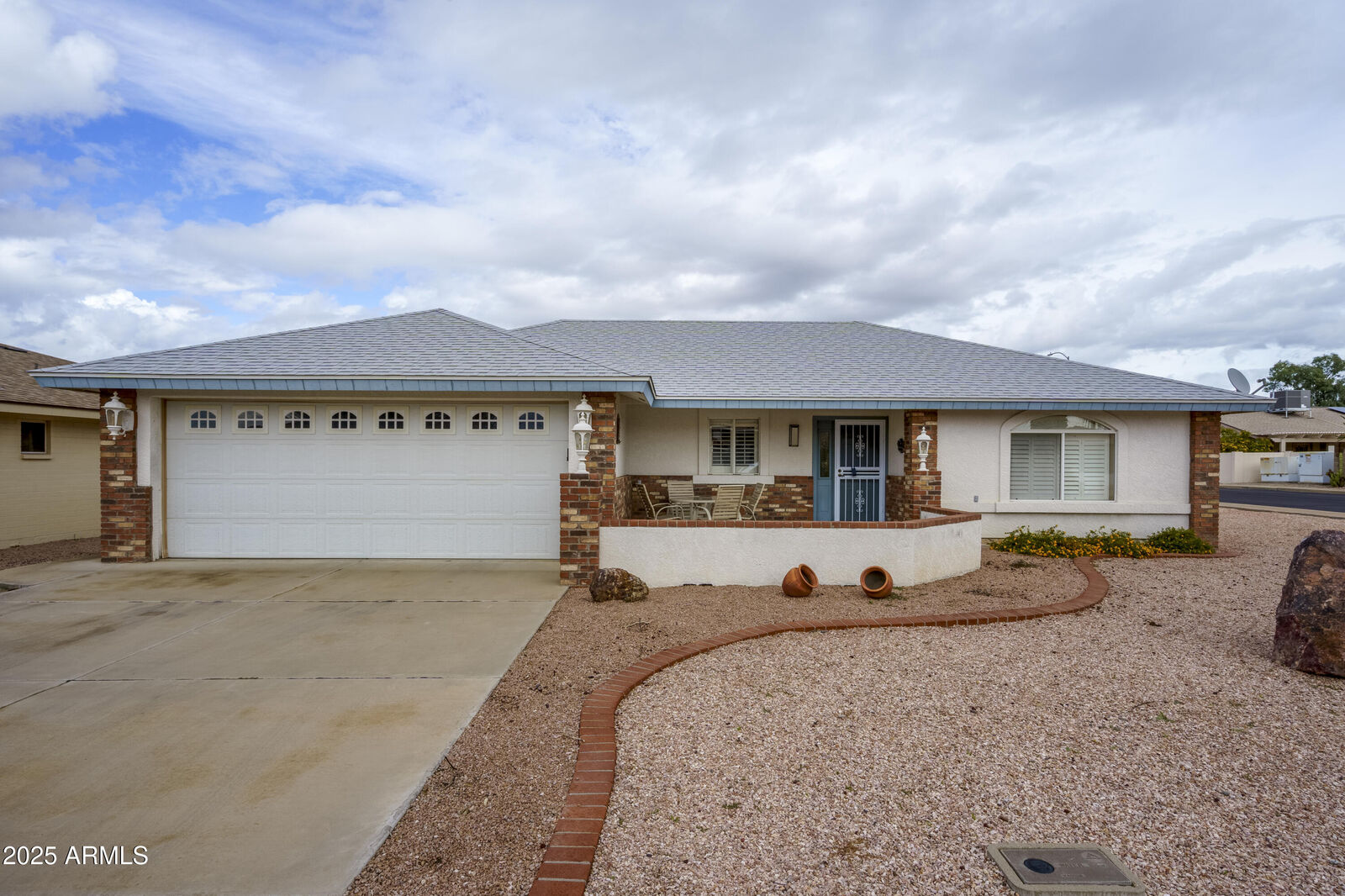 Property Photo: 7744 E Navarro Avenue E AZ 85209