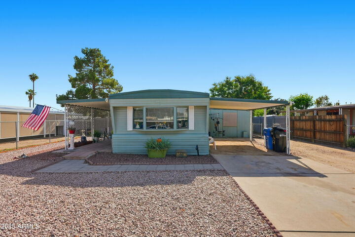 Property Photo:  233 E Villa Rita Drive  AZ 85022 