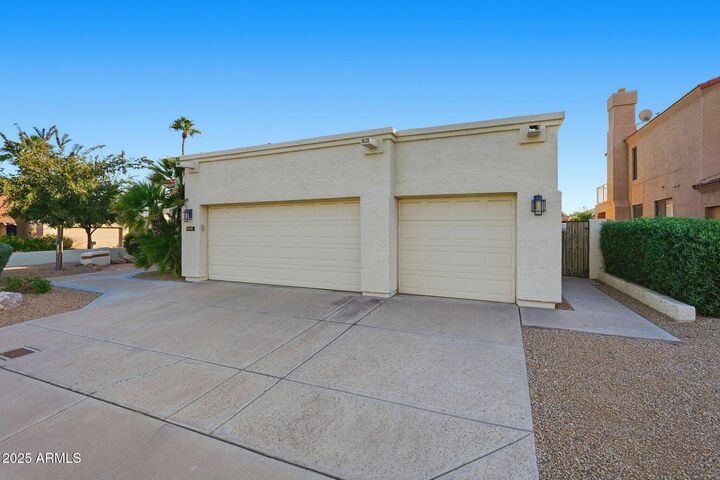 Property Photo:  11415 N 44th Street  AZ 85028 