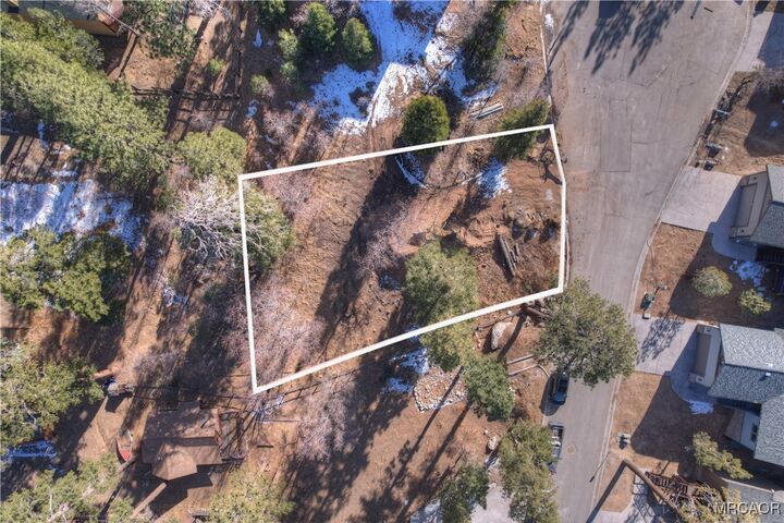 Property Photo:  859 Pine Meadow Court  CA 92315 