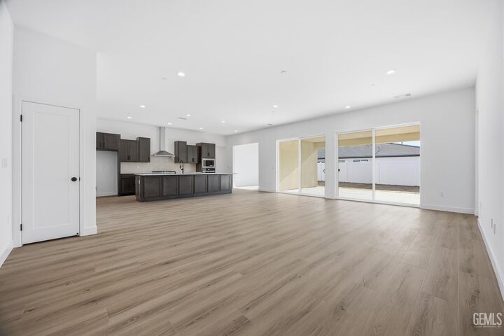 Property Photo:  12907 Altair Court  CA 93312 