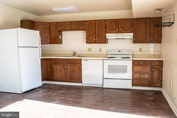 Property Photo:  5116 Cottonwood Court  VA 22407 