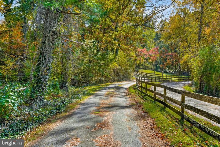 385 Mill Swamp Road  Edgewater MD 21037 photo