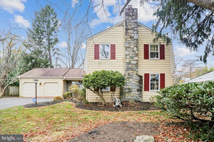 Property Photo:  11508 Hornfair Court  MD 20854 