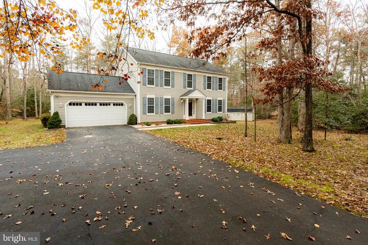 Property Photo: 20753 Chestnut Ridge Drive MD 20650