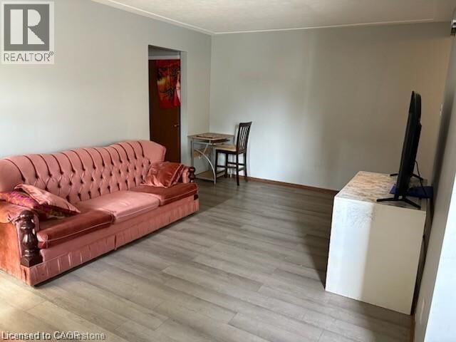 Property Photo:  80 Kinzie Avenue 11  ON N2A 2J5 