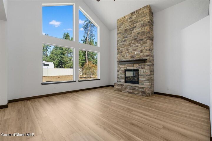 2003 E Plaza Ct.  Post Falls ID 83854 photo