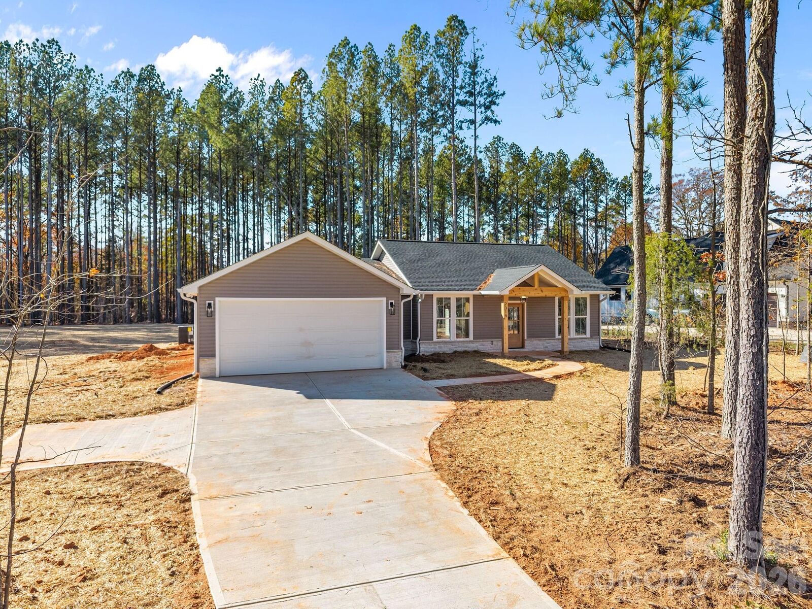 Property Photo:  2319 Lee Lawing Road  NC 28092 