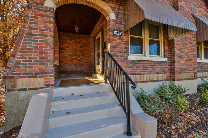 Property Photo:  1027 Woodlawn Avenue  OH 45205 