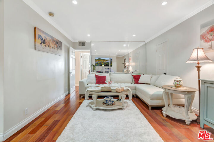 Property Photo:  4610 Densmore Ave  CA 91436 