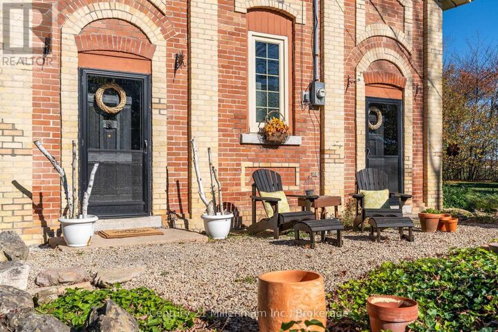 Property Photo:  404223 Concession 20  ON N0H 1S0 