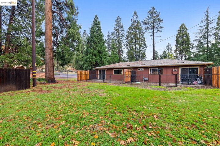 Property Photo:  17943 Plateau  CA 95370 