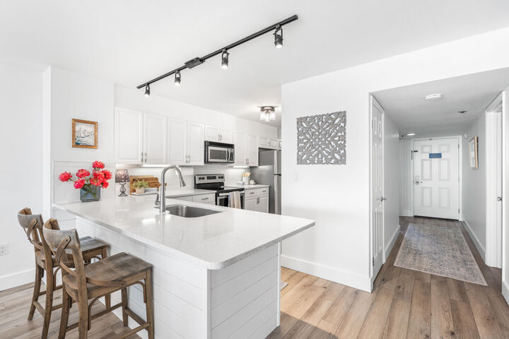 Property Photo: 9815 US Hwy 98 W A306 FL 32550