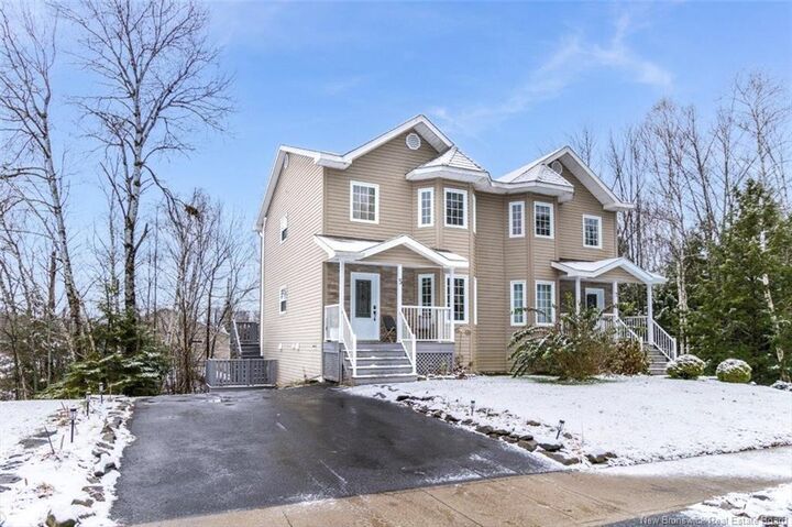 5 Keirra Street  Fredericton NB E3A 4Y4 photo