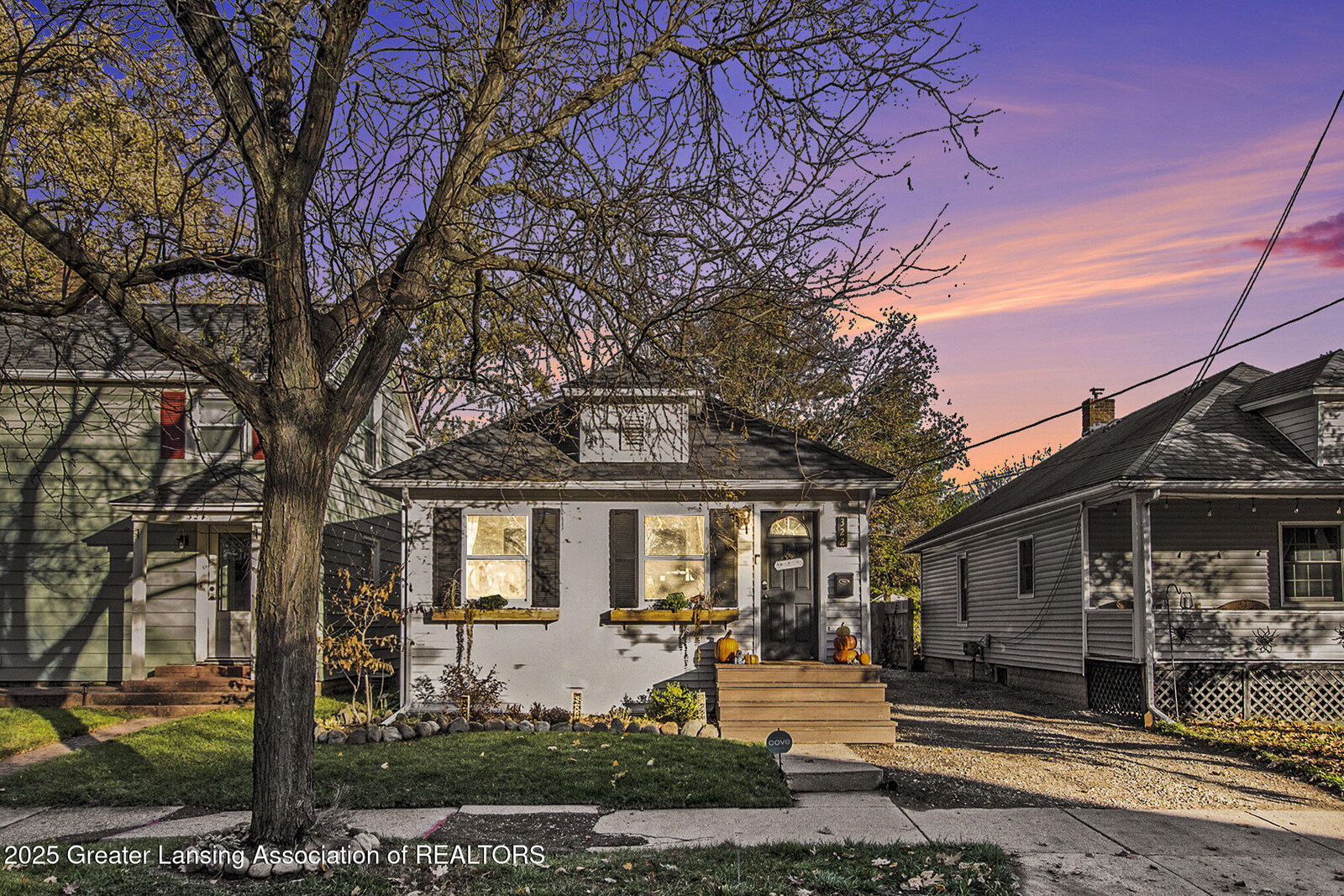 Property Photo: 322 N Foster Avenue MI 48912