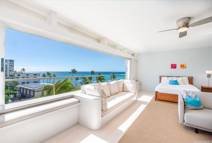 2895 Kalakua Avenue 709  Honolulu HI 96815 photo