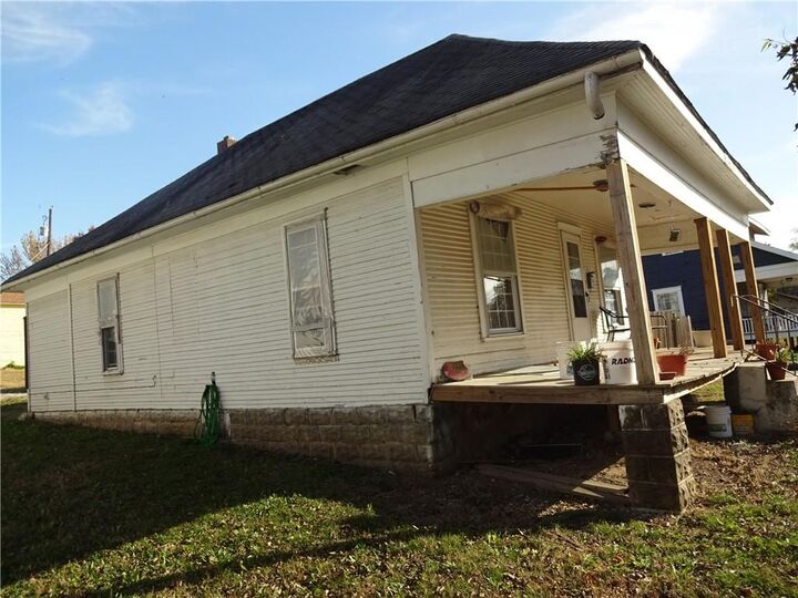 Property Photo:  308 S 8th Street  KS 67301 