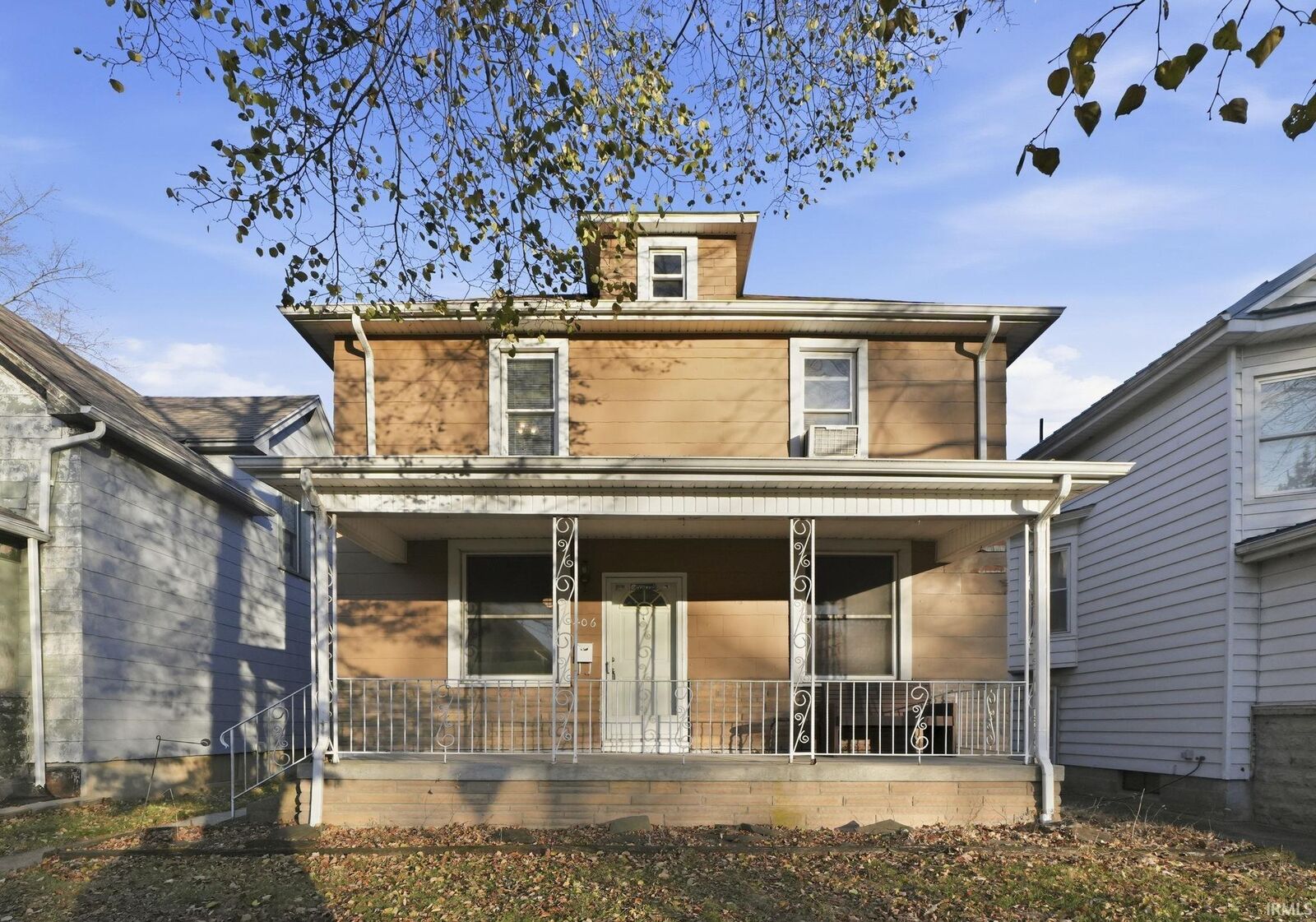 Property Photo:  406 Perry Avenue  IN 46808-3358 