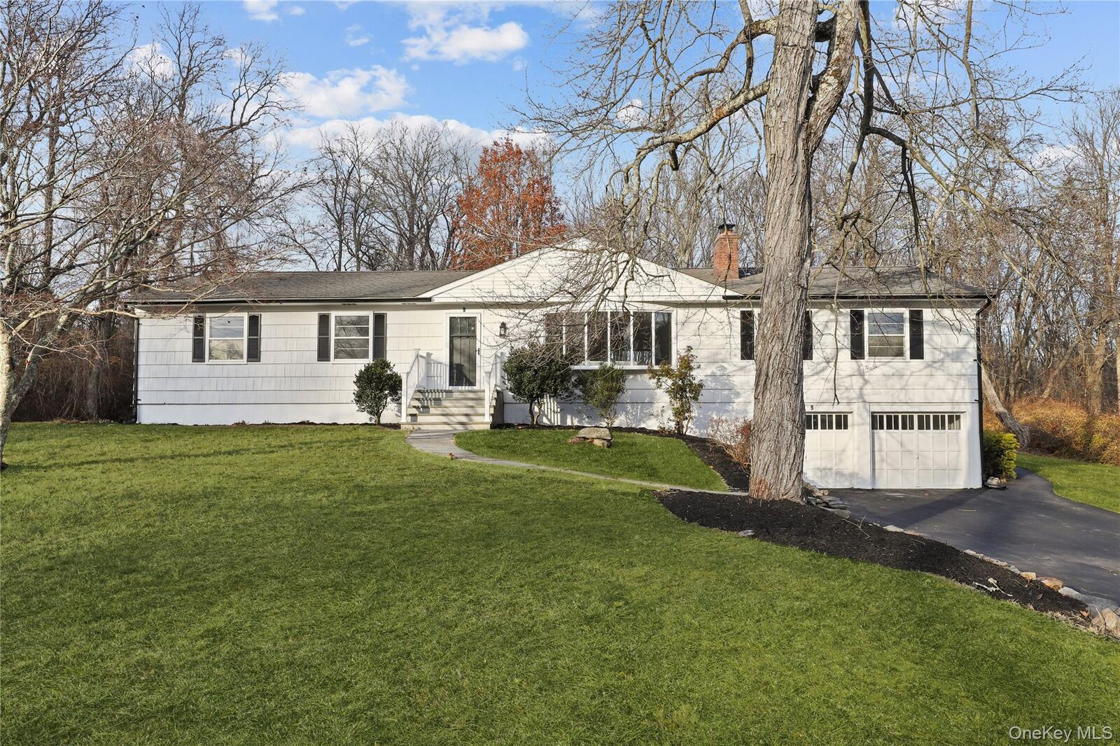 Property Photo:  9 Seven Oaks Lane  NY 10509 