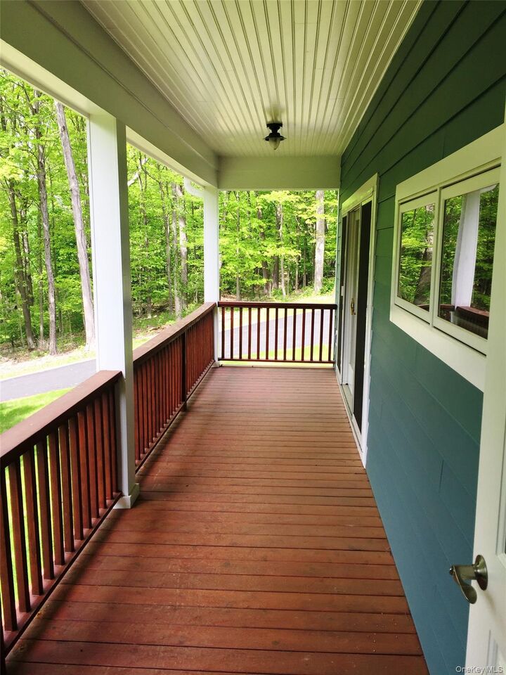 Property Photo:  2130 Hunterbrook Road  NY 10598 