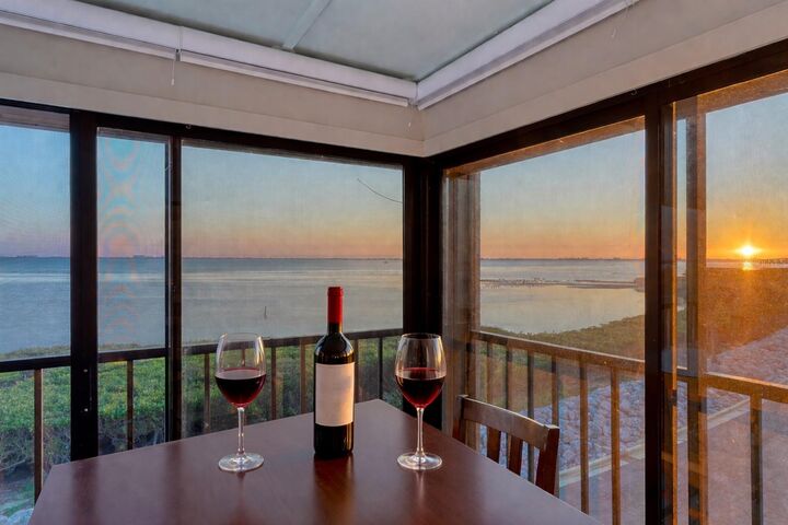 Property Photo:  4535 Bay Club Drive  FL 34210 