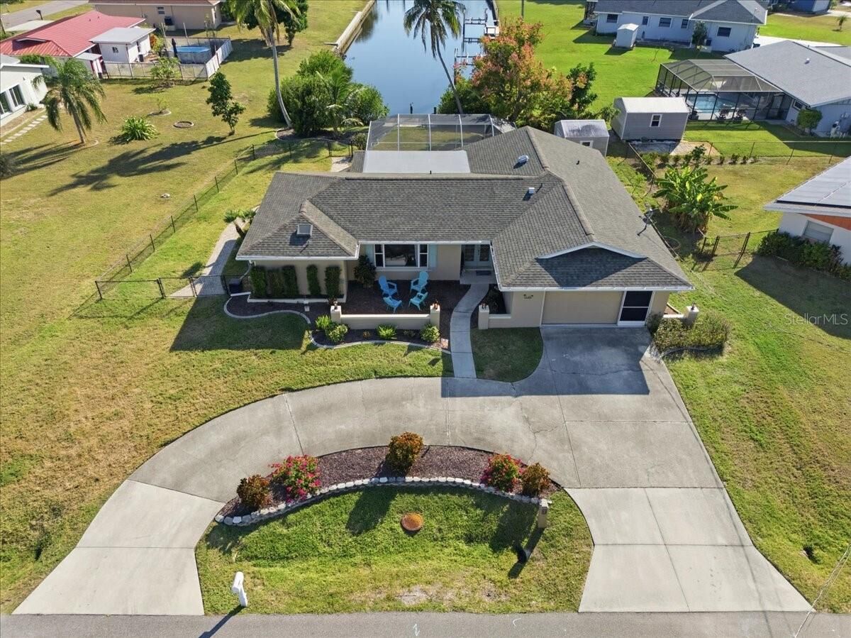 Property Photo:  119 Easton Drive NW  FL 33952 