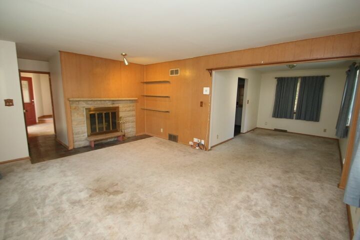 Property Photo: 1609 N 71st St WI 53213