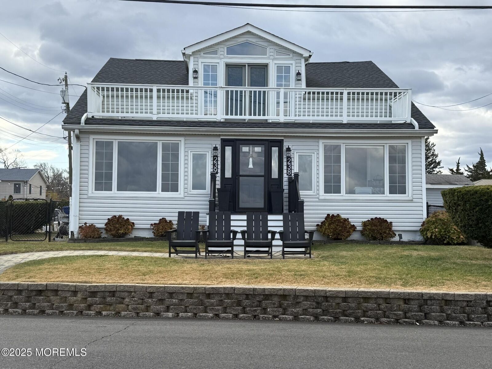 Property Photo:  238-239 Shoreland Circle  NJ 08879 