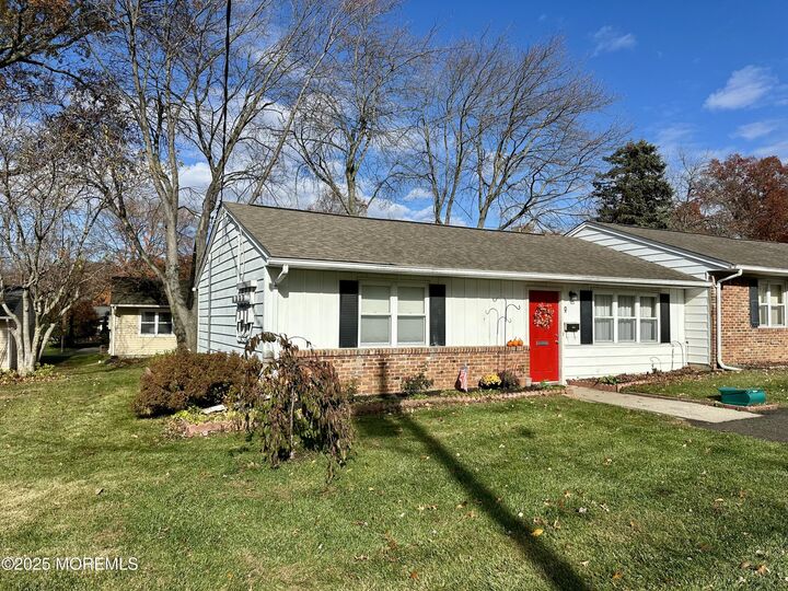 9 Nebraska Drive  Matawan NJ 07747 photo