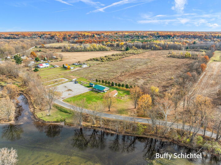 Property Photo: 8702 W South River Drive MI 49327