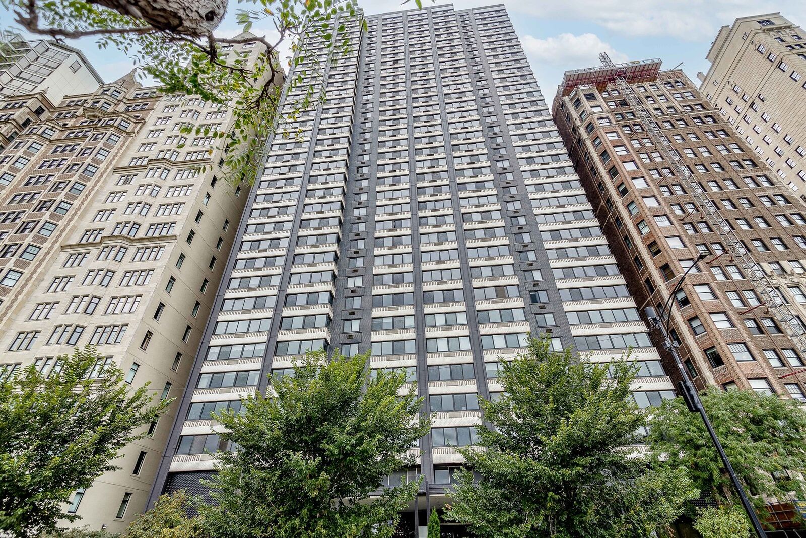 Property Photo: 1440 N Lake Shore Drive 22abcd IL 60610