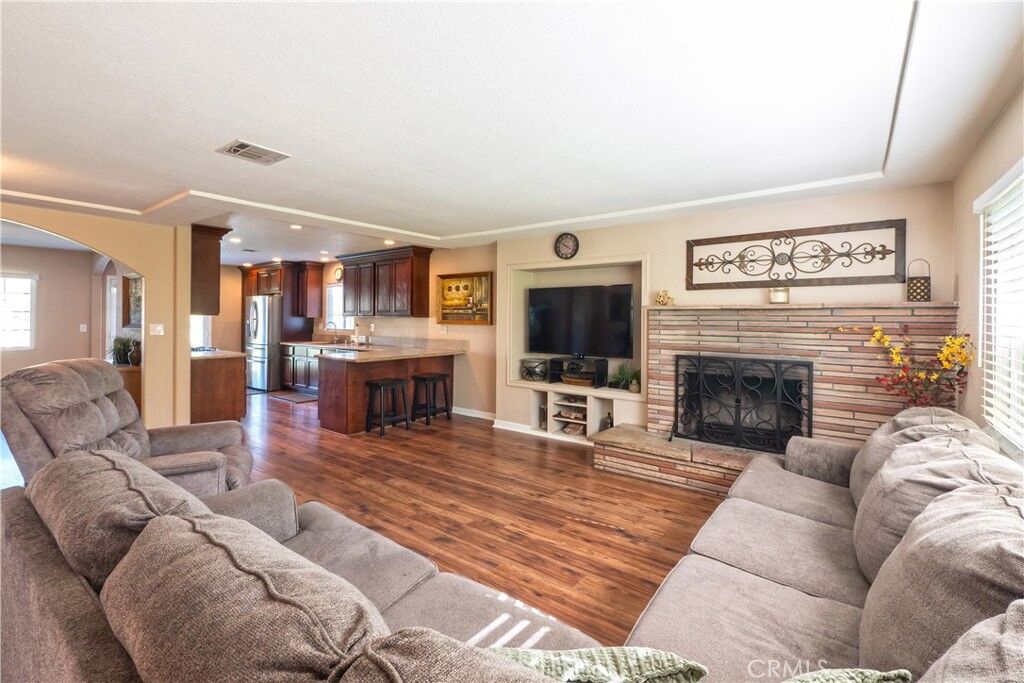 Property Photo:  11665 Valverda  CA 92505 