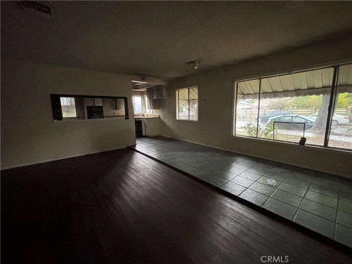Property Photo: 6917 Matilija Avenue CA 91405