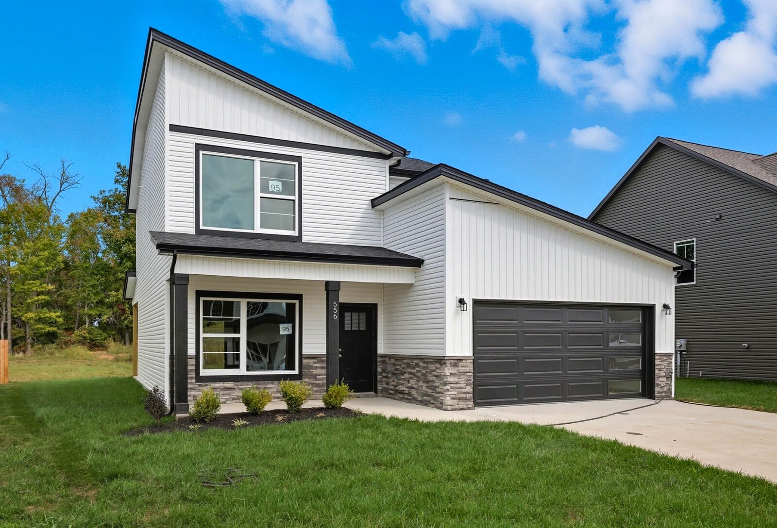 Property Photo:  556 Ayden Ln  TN 37042 