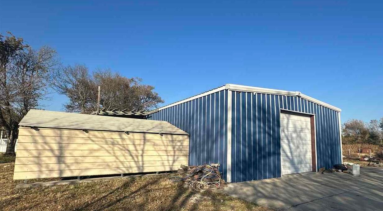 Property Photo:  5297 N Pleasant View  OK 74601 