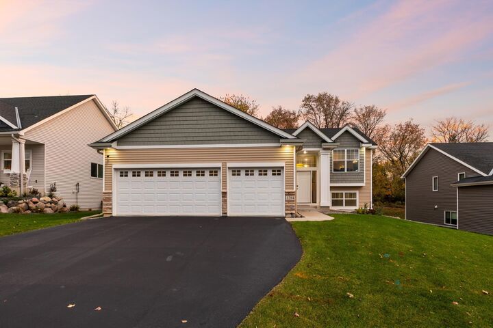 1284 Meadow Lane S  Shakopee MN 55379 photo