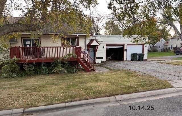 Property Photo:  425 2nd Avenue NE  MN 56334 