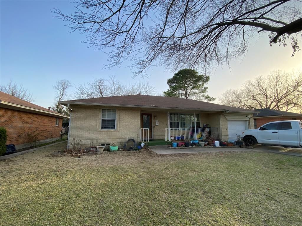 Property Photo:  7810 Dugan Street  TX 75217 
