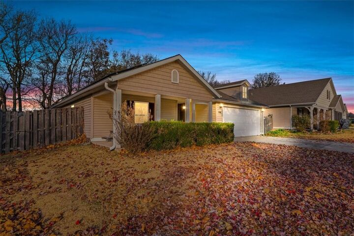 1435 S Holland Drive  Fayetteville AR 72704 photo