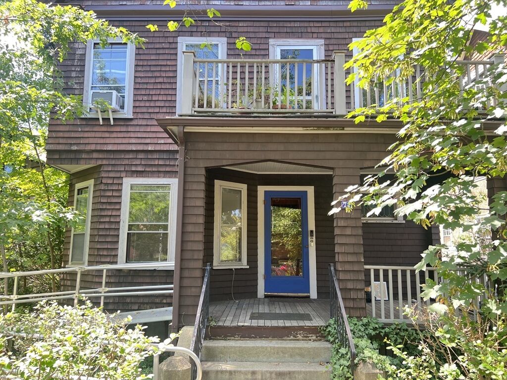 Property Photo:  71 Fayerweather 1  MA 02138 