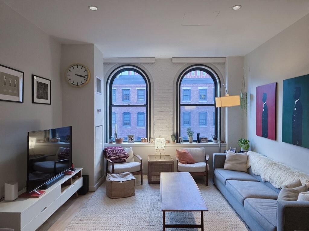 Property Photo:  346-354 Congress St 505  MA 02210 