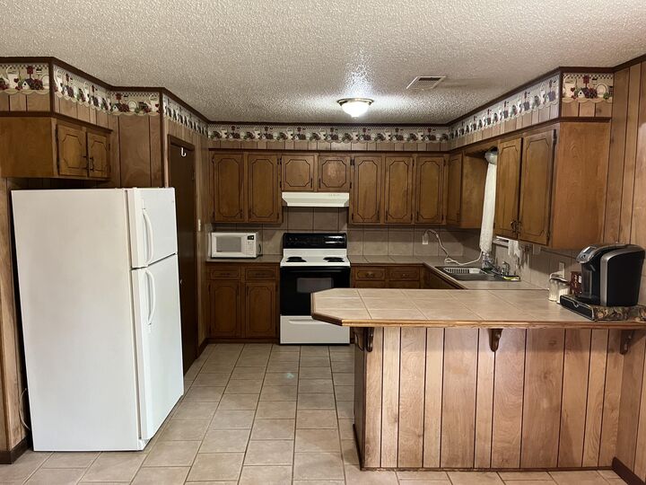 Property Photo: 147 Magnolia Dr LA 71474